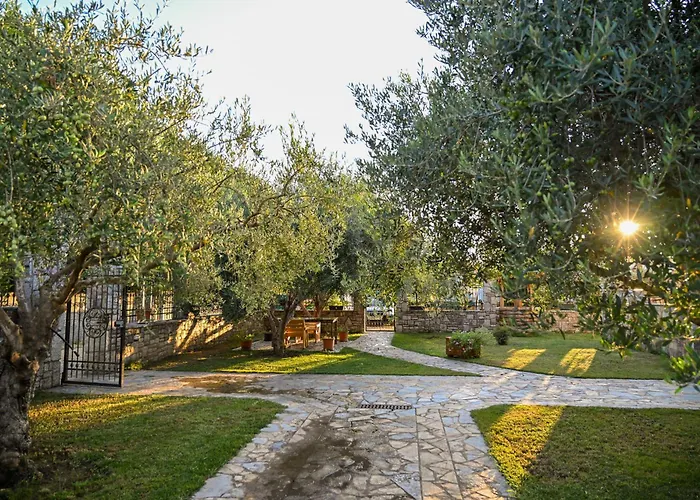 Privatunterkunft Airport Comfort Nest